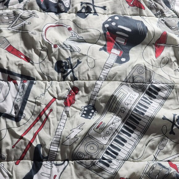 Jumping Beans Twin Boys Comforter Guitar Drums Skull & Crossbones Music - Picture 2 of 5